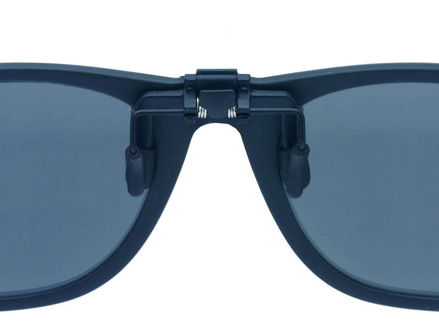 Go Optical Retro Wave Farer Style Polarised Clip On Flip Up Sunglasses